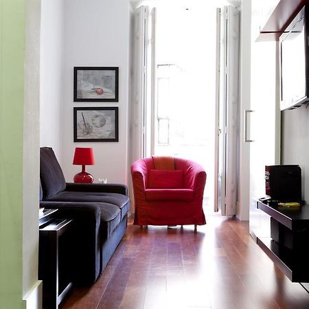 Modern Flats In Justicia By Allo Housing Madrid Rom bilde