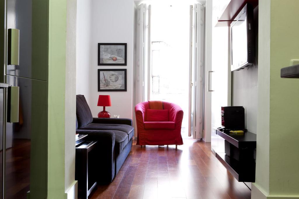 Modern Flats In Justicia By Allo Housing Madrid Rom bilde