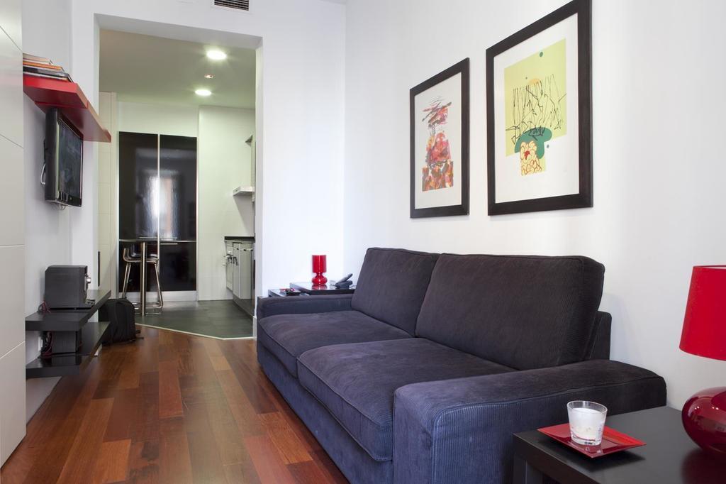 Modern Flats In Justicia By Allo Housing Madrid Rom bilde