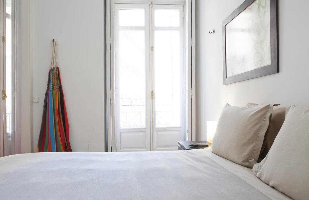 Modern Flats In Justicia By Allo Housing Madrid Rom bilde