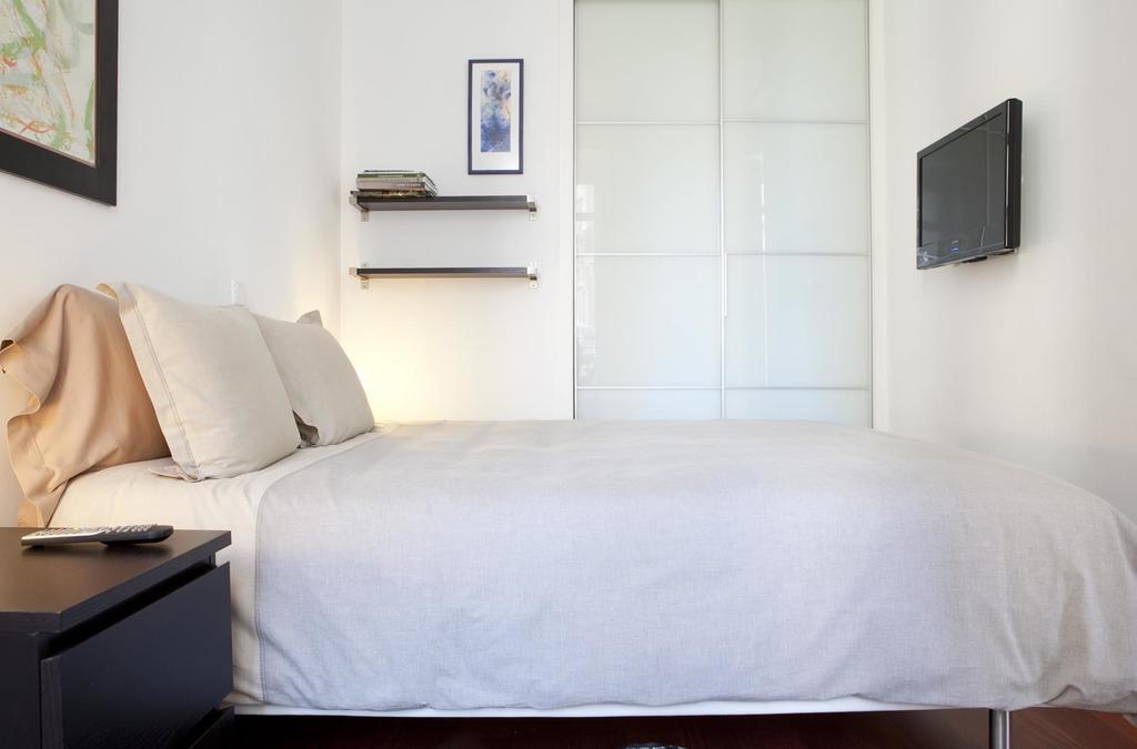 Modern Flats In Justicia By Allo Housing Madrid Rom bilde