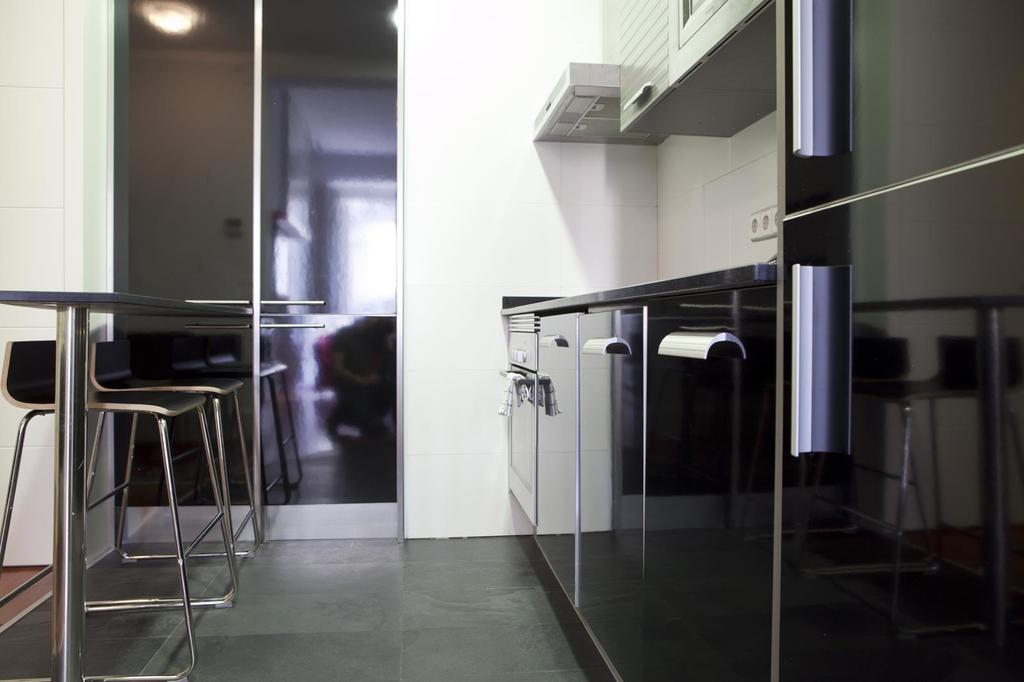 Modern Flats In Justicia By Allo Housing Madrid Rom bilde