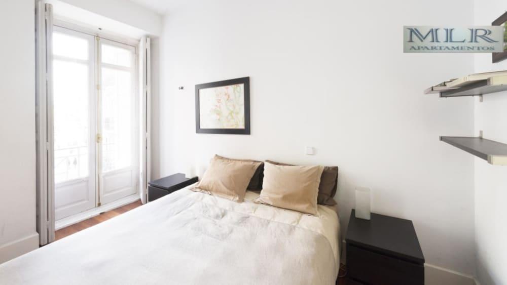 Modern Flats In Justicia By Allo Housing Madrid Eksteriør bilde